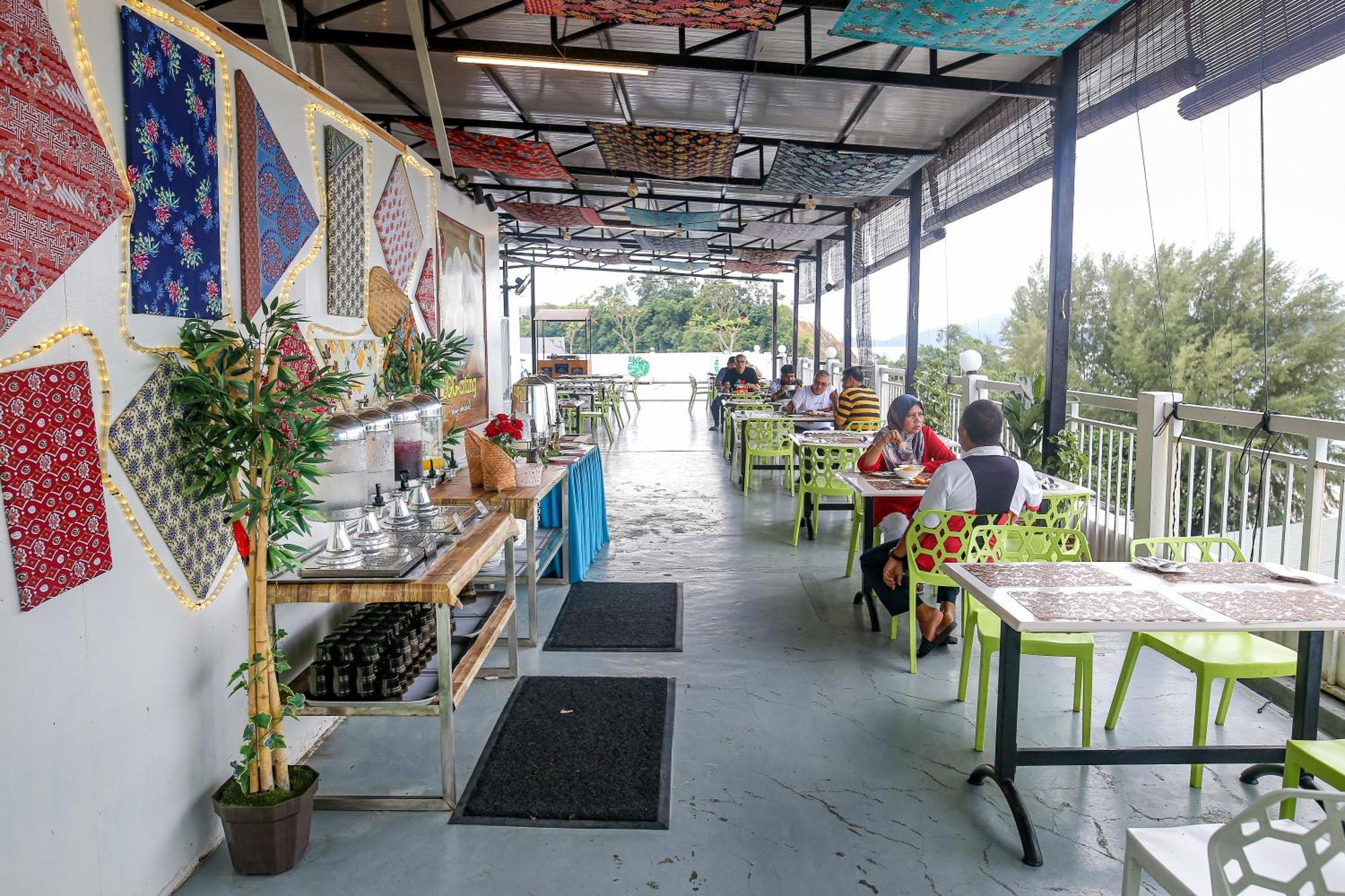 Langkapuri Resort Langkawi パンタイ・サナング エクステリア 写真