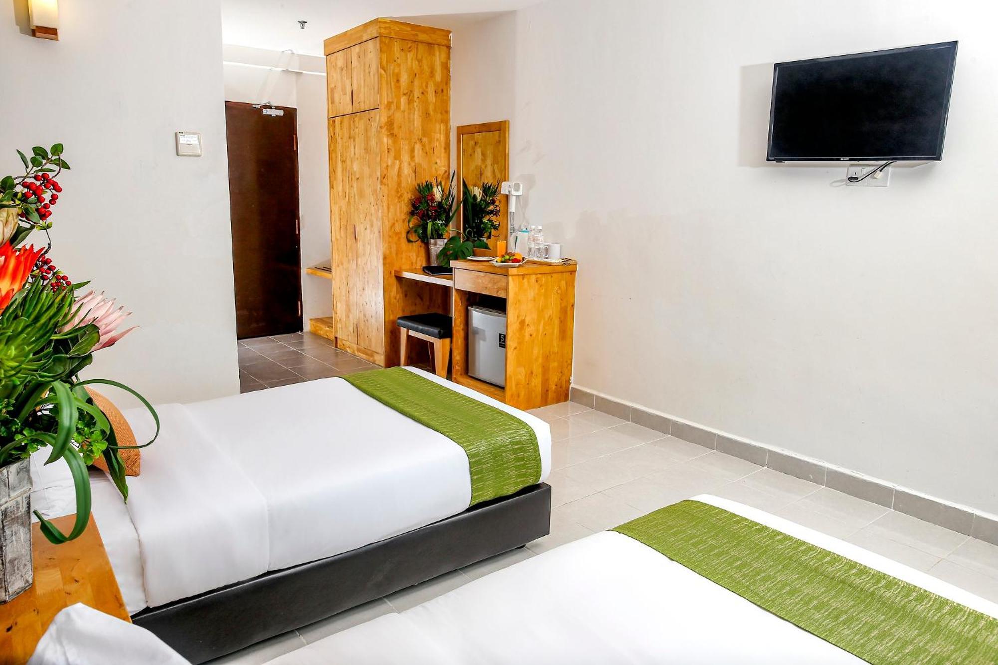 Langkapuri Resort Langkawi パンタイ・サナング エクステリア 写真
