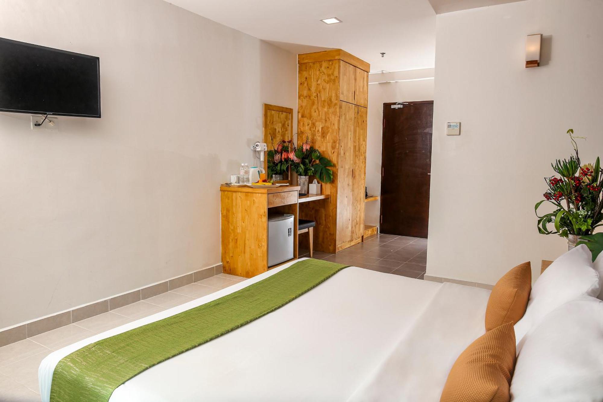 Langkapuri Resort Langkawi パンタイ・サナング エクステリア 写真